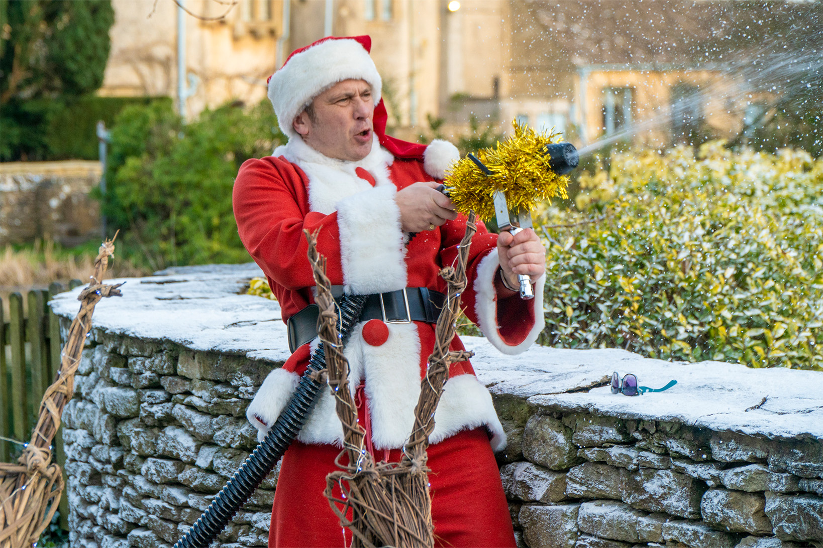 5f49a409-240a-45c0-9360-07549bfef2a7